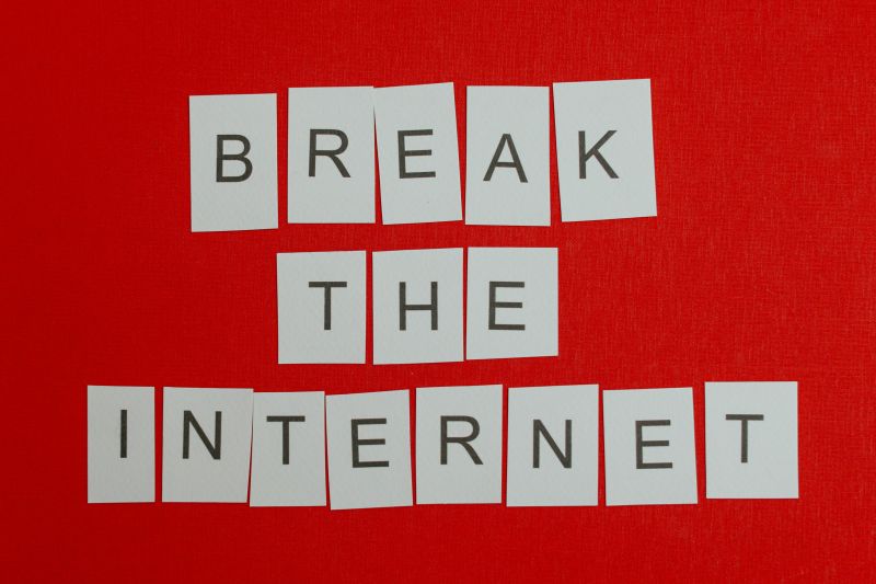 How AI Can Help You Generate Viral Content Ideas